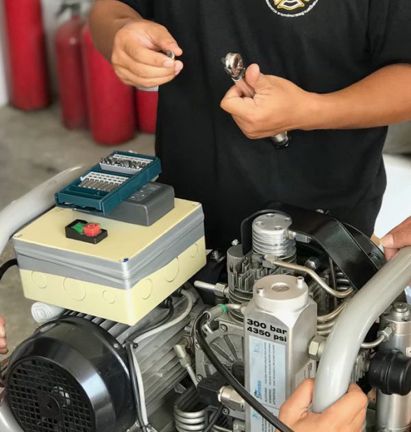 Service SCBA 10 600x631 1